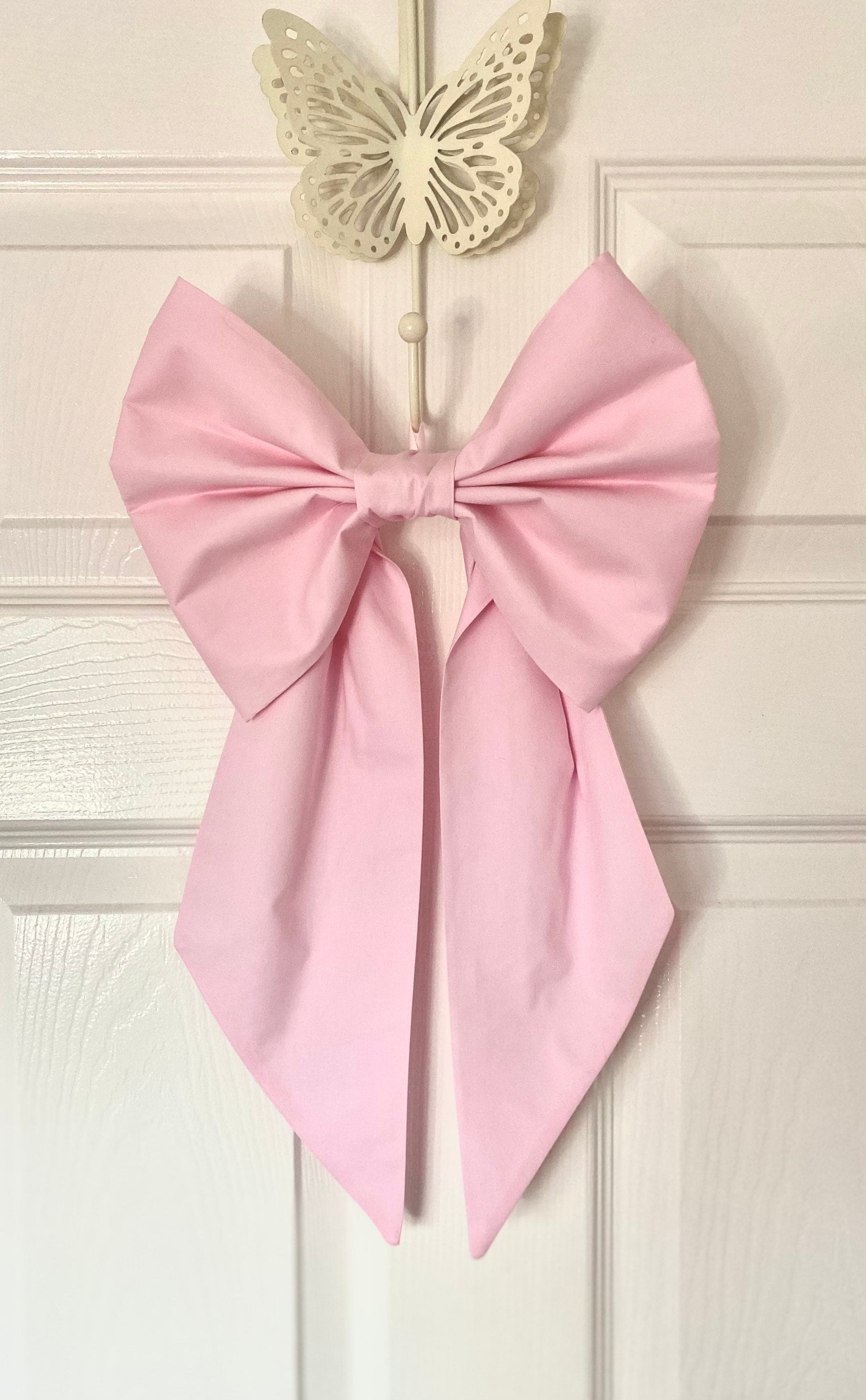 Pink Bow Decor: Enhance Your Space with Style and Elegance